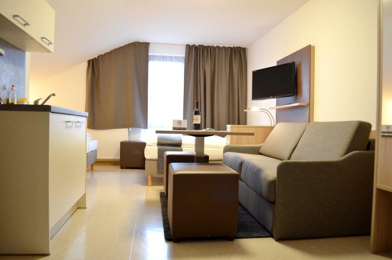 Hana Aparthotel Barsbuttel 외부 사진